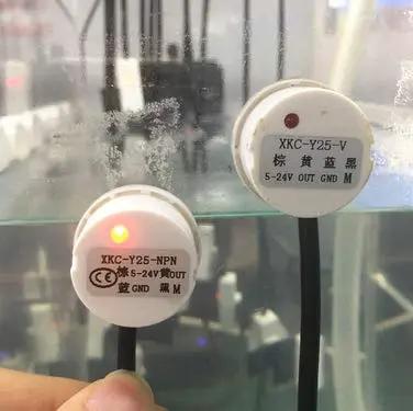 Non Contact Liquid Level Sensor Water Level Switch XKC Y25 NPN for Arduino EK1954 shown with cables and indicator lights