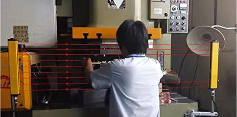 Heavy Duty Safety Light Curtain Sensor for Machinery, installed with infrared barrier and four beams, guarding worker's hands.