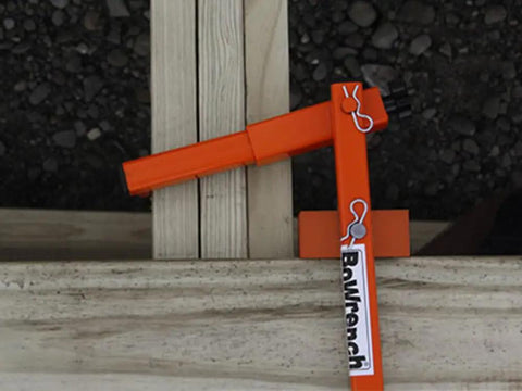 BW90 11 Universal Bowrench Deck Tool for one-person deck board straightening on wooden joists with adjustable gripper