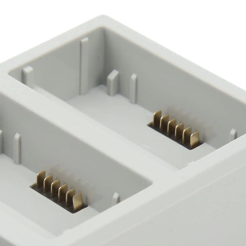 Close-up of Fast 3 Port Drone Battery Charger Station With PD Power Delivery Intelligent Safe Charging Hub For Mini 3 Pro And Other Mini Drones