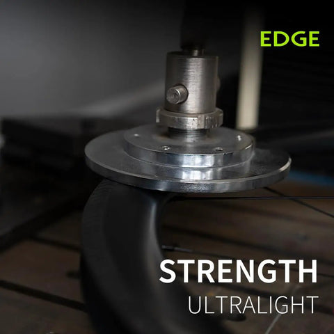 Testing process of Edge Carbon Wheels 700c Rim Brake Ultralight Wheelset With Ceramic Bearings 50mm Rim Weighing 1260g