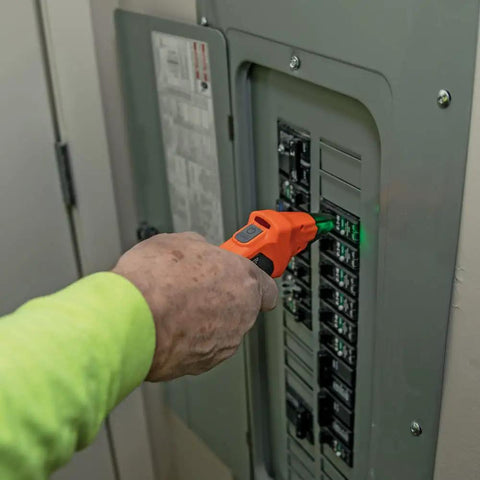 Easy To Use AC Circuit Breaker Finder With Transmitter And Receiver Pro Grade Voltage And GFCI Outlet Tester For Fast No Fuss Breaker Identification And Reliable Electrical Troubleshooting