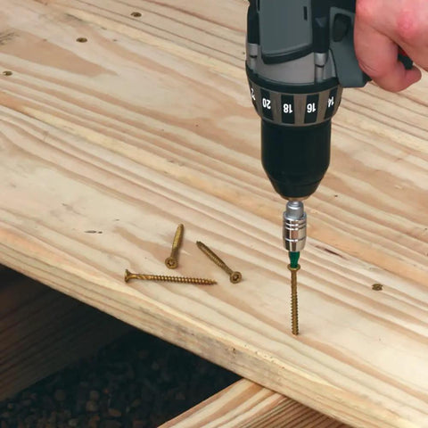 Drill installing R4 No 8 By 2-1/2 Inch Self-Tapping Wood Screws 100 Count With Zip Tip For Multipurpose Wood To Wood Framing