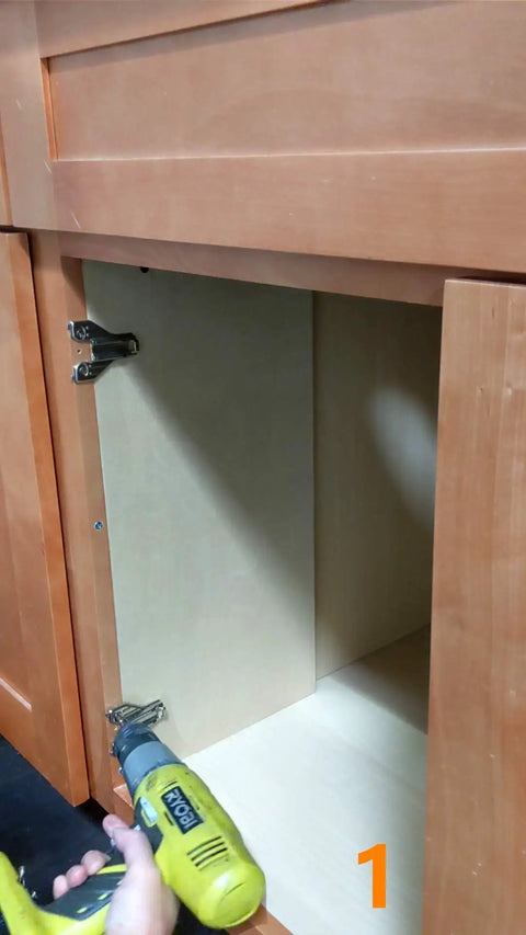 Installing Smooth Operator Soft Close Hinges Full Overlay Clip On Build With Integrated Dampers For Frameless Cabinets.