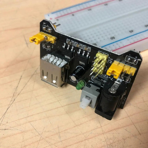 Breadboard Power Supply Module 6.5-12V Input, 3.3V And 5V DC Output, Mb102 Compatible, 6-Pack Portable Design, Ideal For Industry, Lab, School, Makers, And DIY Prototyping on breadboard