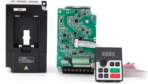 Beefed Up 1.5KW VFD Motor Speed Controller for CNC Spindle Inverter 3 Phase Converter 220V with circuit board and control panel