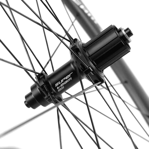 Close-up of R18 hub on 50mm Carbon Wheelset Ride Ready For Road Bikes 700C Tubeless Ready With R18 Hub 25mm Inner Rim Black UCI Approved