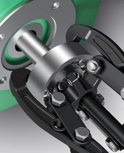 Close-up of Rock Solid Hydraulic Gear Puller And 3 Jaw Bearing Extractor, showcasing the thick carbon steel jaws and crank mechanism.