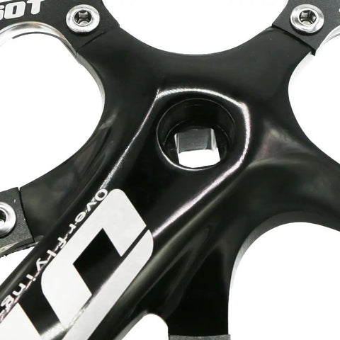 Close-up of 60T 170Mm Crankset For Single Speed Fixie Track Bike 130 BCD Square Taper Aluminum 7075T6 Nine Sixteen Inch Pedals Black Burly Strength