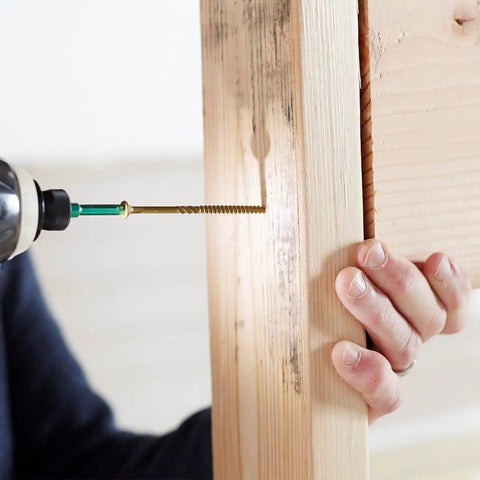 R4 No 8 By 2-1/2 Inch Self-Tapping Wood Screws 100 Count With Zip Tip for wood-to-wood framing being installed with drill