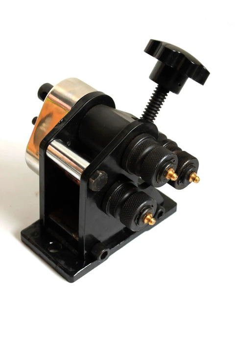 Manual Ring Roller PR3 Planetary Bender With 3 Rollers And 2 Driven Rollers Heavy Duty Metal Bending Tool, black and silver components