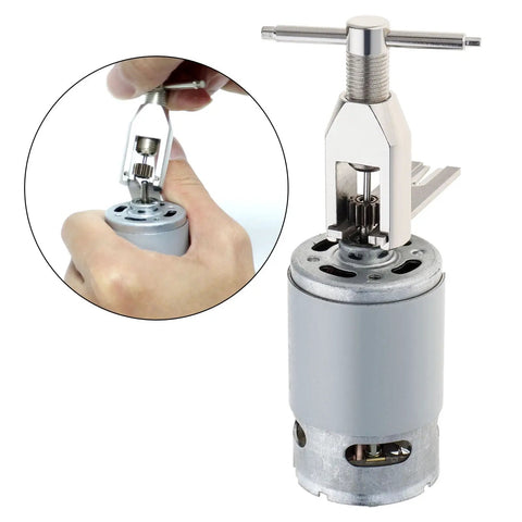 Pinion Gear Puller Remover Set For RC Motors And Vehicle Models With Five Pins in use on small motor.