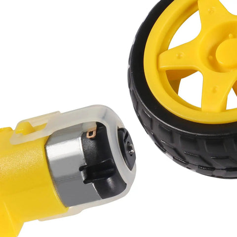 Close-up of Four Piece Rubber Wheel Set For 1 To 48 Scale Smart Car Robot DIY Kit And RC Cars Chassis Spare Parts With High Torque 800 GF CM