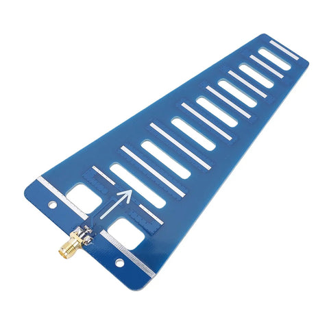 High Gain 13dBi 2 4 GHz Directional Antenna for Pro Grade Long Range Drone Video Transmission With Narrow Beamwidth 48 E 75 H and PCB Material