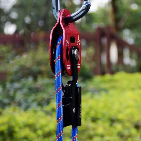Self Locking Pulley With Progress Capture Swing Side For Heavy Hauling And Lifting System Aluminum Alloy Wheel 400 Kg Load 25 KN Breaking Strength Ball Bearings 8 To 12 Millimeter Rope Compatibility 18cm By 7.5cm Anodized Finish Black, red pulley on rope