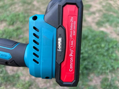 Badass 21V Rechargeable Cordless Drill Kit with 10mm Keyless Chuck showing 21V lithium battery pack and charge indicator.