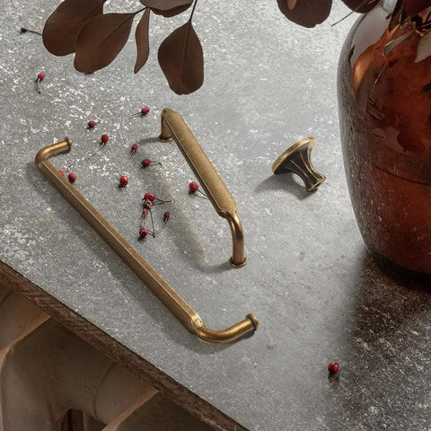 Antique Brass Zinc Alloy Cabinet Pulls Six Pack With 3-3/4 Inch Hole Center, 4.2 Inch Length Kitchen Drawer Handles, 96mm Center