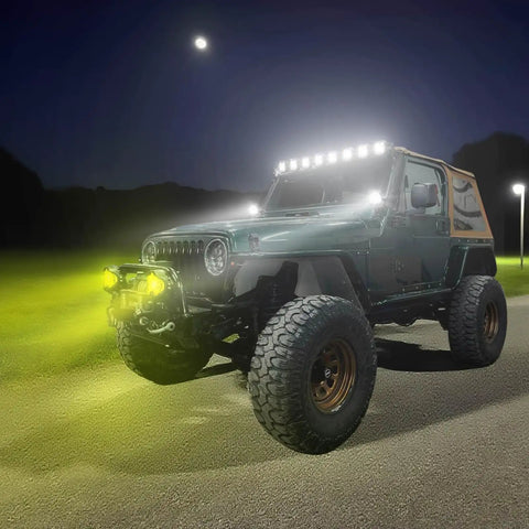 Jeep with XLK Series Linkable Mounting Brackets Kit For Off Road Roof LED Light Bars And Front Bumper Auxiliary Lights at night