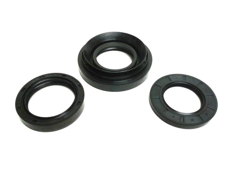 Premium Rear Wheel Bearing Kit Replacement Pair Designed For Tough Atv Rigs featuring three black rubber seals for mud protection.