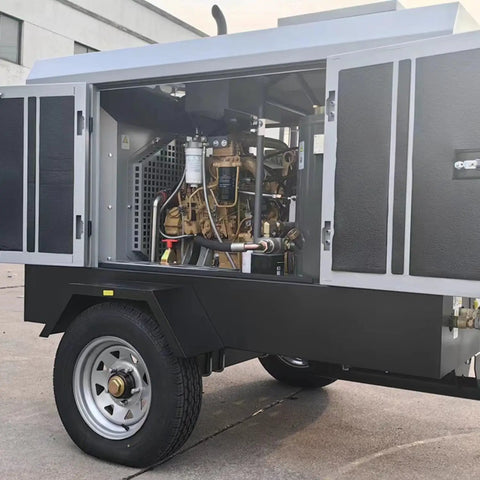 Custom 10 To 24 M3 Min High Capacity Mobile Industrial Rotary Screw Air Compressor showing engine compartment details.