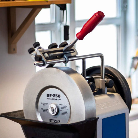 Square Edge Jig For Sharpening Wood Chisels And Plane Irons On T 3 T 7 T 8 Sharpeners Ultra Precise 90 Degree Alignment in workshop