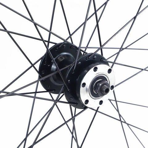 Close-up of Versatile Mountain Wheelset For 26, 27.5, And 29 Inch Bikes With 6-Bolt Disc Brakes and hub detail