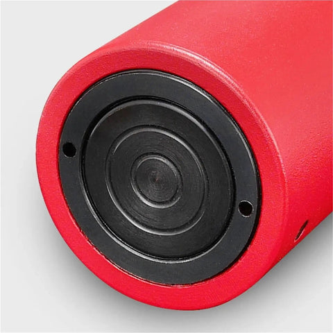 Bottom view of Heavy Duty Low Profile Hydraulic Jack With 50 Ton Capacity And 50 mm Lift Travel showing black rubber pad.