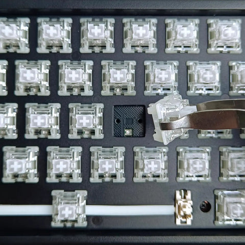 Silent Magnetic Hall Effect Linear Switches For Mechanical Gaming Keyboards 2 Pin Hot Swap Kit installation close-up