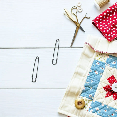 Bold 50pcs Heavy Duty Iron Safety Pins For Sweater Clips and Jacket Closures Plus Retro Brooches For DIY Crafters and Crafts.