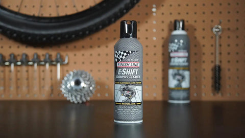 Electronic Shifting Cleaner Aerosol For Bike Drivetrain Nine Ounce Quick Dry Degreaser on workbench
