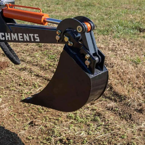 Beefed Up 10 Inch Front And Backhoe Bucket With Replaceable Carbon Steel Teeth And Hydraulic Tilt For Excavators