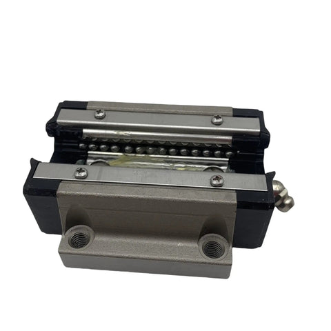 High Precision Linear Guide Block HSR25LC HSR25 Kit, 30.5x70x102.2mm with visible ball bearings.