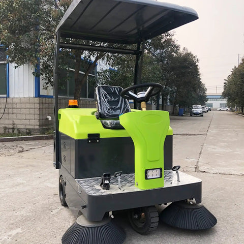 Heavy Duty Ride on Commercial Sweeping Machine For Warehouse And Industrial Floor Cleaning, compact design with large brushes.