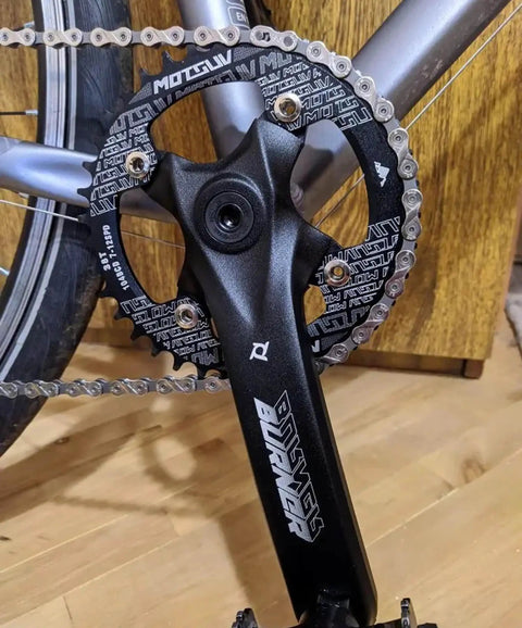 Universal Beefy Bike Crank Arm Set with 104mm BCD, bike setup with chainring and pedal, one-piece forged aluminum for durability