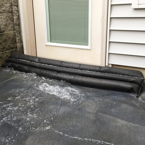 Water Activated 5 Foot Sandless Flood Barrier 4 Pack Self-Inflating Absorbs Water And Rises To Form A Tight Barrier On Porch