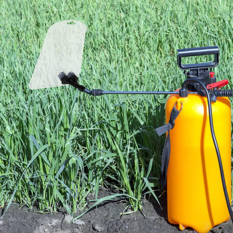Pro Grade Windproof Sprayer Nozzle With Shield For High Pressure Misting Garden And Farm Crop Spray Coverage Efficient Replacement Part For Agricultural Sprayers in use on crop field