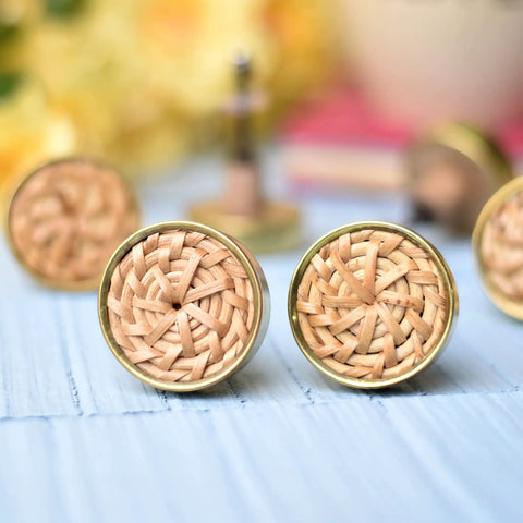 Top Shelf Brass Rattan Cabinet Knobs 6 Piece Set Natural Drawer Pulls for Kitchen Cabinets and Bedroom Dressers. Handmade brass knobs.