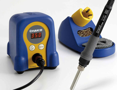 Pro Digital Soldering Station Kit With Chisel Tip Pack T18 D08 D12 D24 D32 S3 showing adjustable temperature digital readout