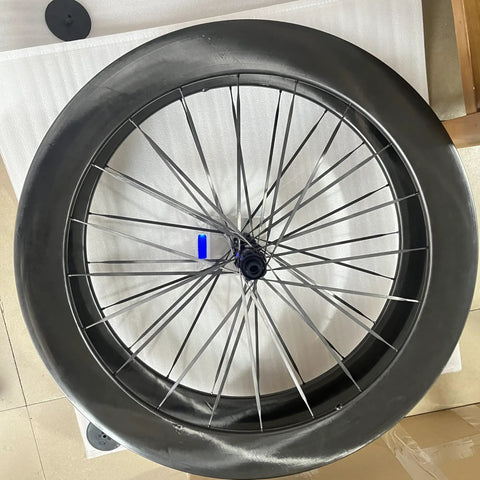 700c Carbon Road Bike Wheelset With Deep Section 60 65mm Aero Rims Matte Black Lightweight Spokes For Beast Mode Speed Reduced Drag Road Racing Performance