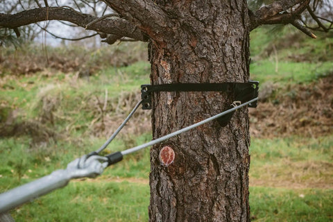 Tree Saver Block Kit For Zip Line Dual Tree Setup With Adjustable Straps, 16 Heavy Duty Nylon Blocks Protect Bark on Tree